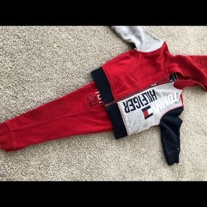 Tommy Hilfiger Suit